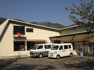 image-middle