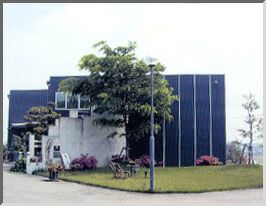 image-middle