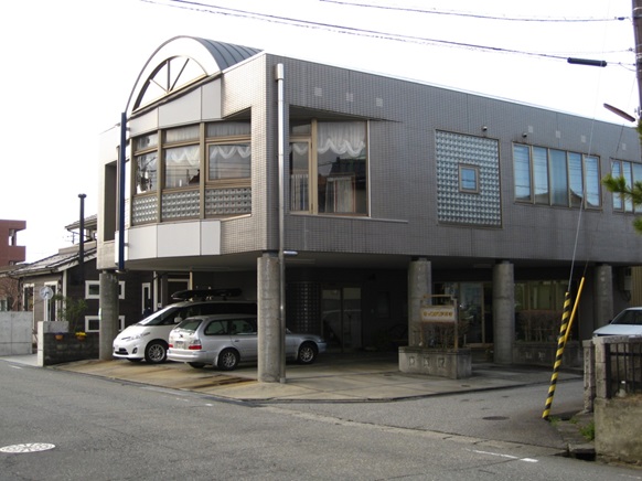 image-middle