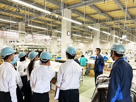 自カーテン縫製所の見学