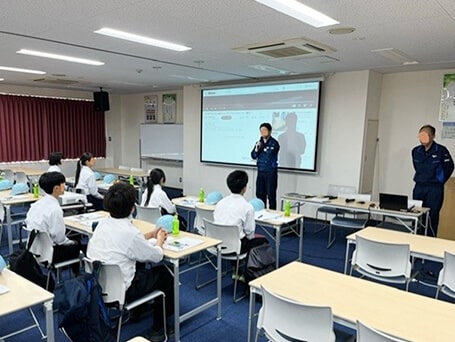 会社概要説明・床材工場案内DVD視聴